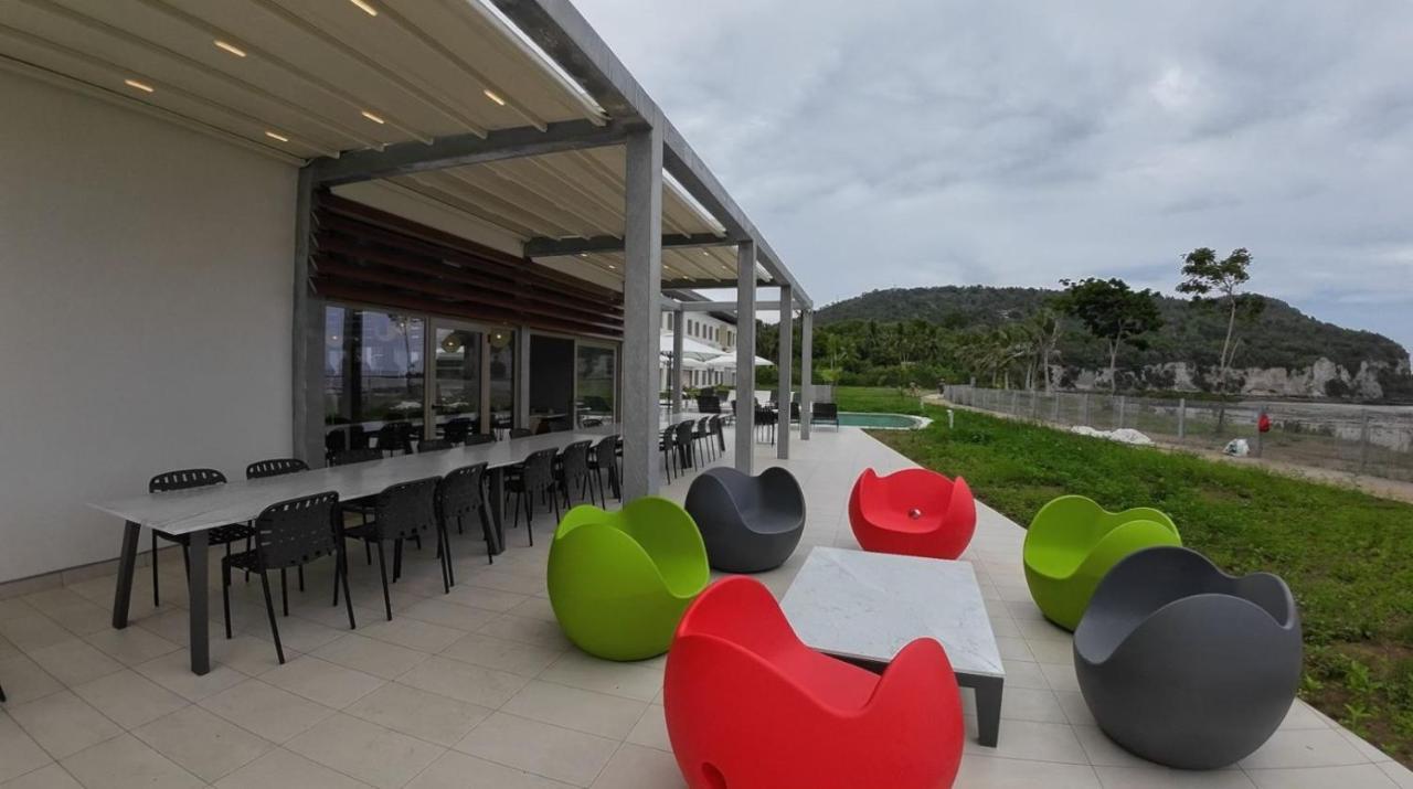 Ibis Styles Mayotte Aéroport Pamandzi Esterno foto